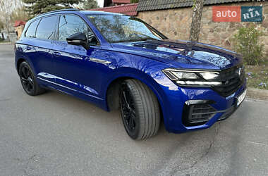 Внедорожник / Кроссовер Volkswagen Touareg 2021 в 