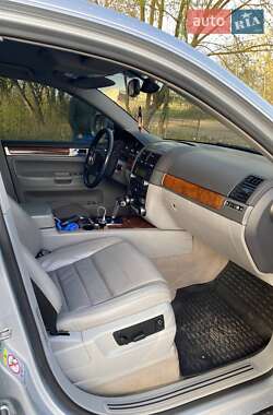 Внедорожник / Кроссовер Volkswagen Touareg 2007 в 