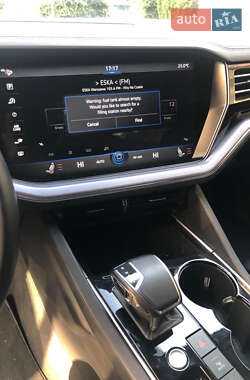 Внедорожник / Кроссовер Volkswagen Touareg 2019 в 