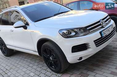 Внедорожник / Кроссовер Volkswagen Touareg 2014 в 