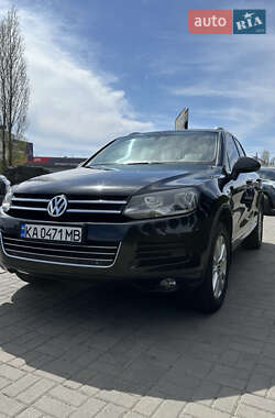 Позашляховик / Кросовер Volkswagen Touareg 2011 в Києві