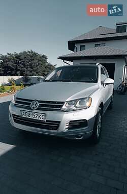 Внедорожник / Кроссовер Volkswagen Touareg 2013 в 