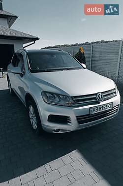 Внедорожник / Кроссовер Volkswagen Touareg 2013 в 