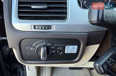 Внедорожник / Кроссовер Volkswagen Touareg 2016 в 