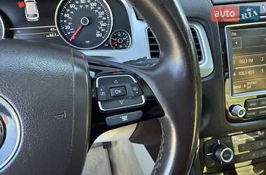 Внедорожник / Кроссовер Volkswagen Touareg 2016 в 