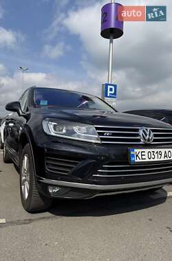 Внедорожник / Кроссовер Volkswagen Touareg 2017 в Львове