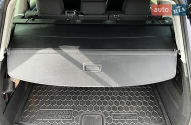Внедорожник / Кроссовер Volkswagen Touareg 2012 в 