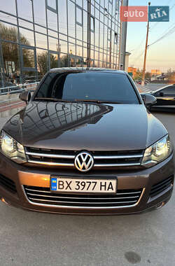 Позашляховик / Кросовер Volkswagen Touareg 2010 в 