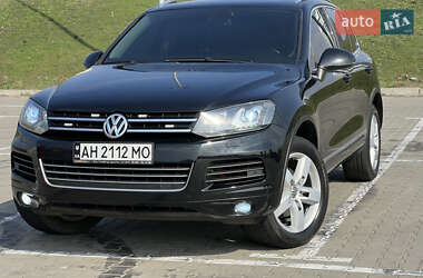 Позашляховик / Кросовер Volkswagen Touareg 2011 в Одесі