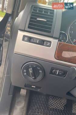 Внедорожник / Кроссовер Volkswagen Touareg 2007 в 