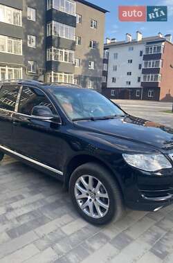 Внедорожник / Кроссовер Volkswagen Touareg 2007 в 