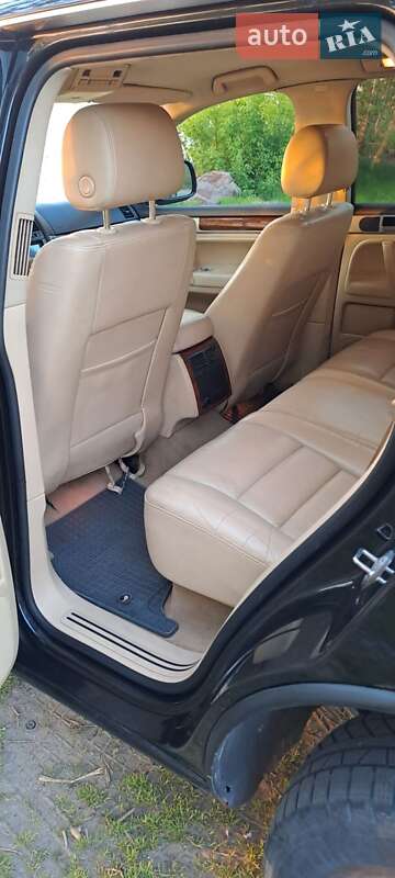 Позашляховик / Кросовер Volkswagen Touareg 2006 в Верхньодніпровську