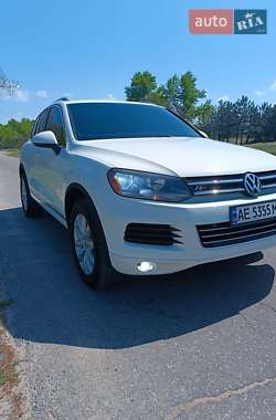 Внедорожник / Кроссовер Volkswagen Touareg 2011 в 