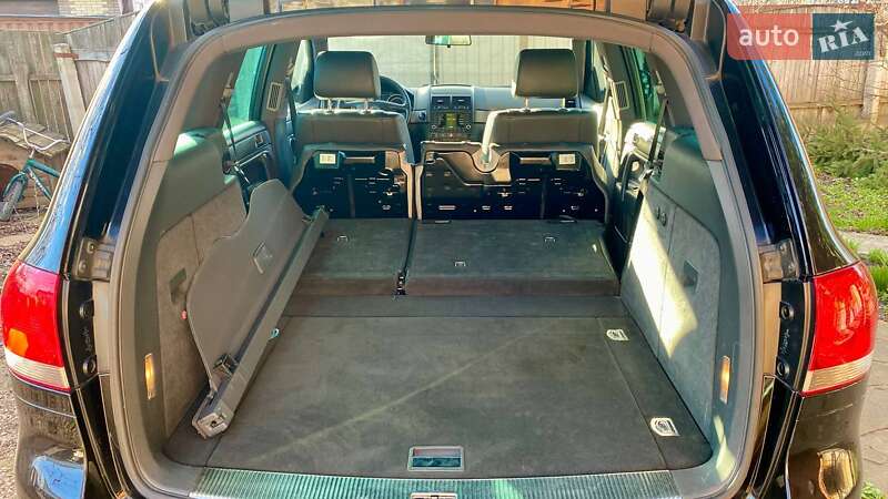 Внедорожник / Кроссовер Volkswagen Touareg 2006 в Житомире