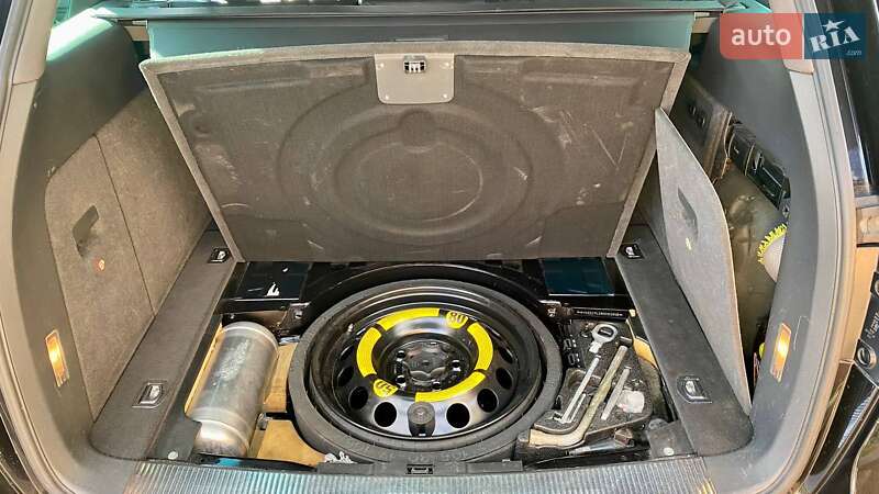 Внедорожник / Кроссовер Volkswagen Touareg 2006 в Житомире
