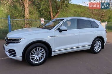 Внедорожник / Кроссовер Volkswagen Touareg 2019 в Кривом Роге