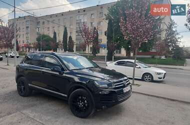 Внедорожник / Кроссовер Volkswagen Touareg 2014 в 
