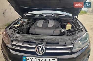 Внедорожник / Кроссовер Volkswagen Touareg 2014 в 