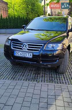 Внедорожник / Кроссовер Volkswagen Touareg 2006 в 