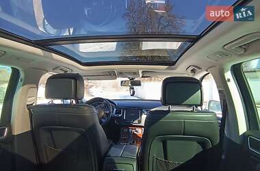 Позашляховик / Кросовер Volkswagen Touareg 2014 в 