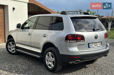 Позашляховик / Кросовер Volkswagen Touareg 2008 в 