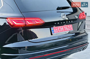 Позашляховик / Кросовер Volkswagen Touareg 2019 в 