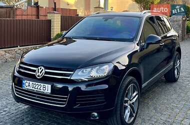 Внедорожник / Кроссовер Volkswagen Touareg 2012 в Умани