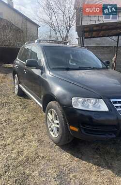 Позашляховик / Кросовер Volkswagen Touareg 2004 в 