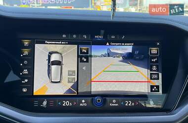 Внедорожник / Кроссовер Volkswagen Touareg 2021 в 