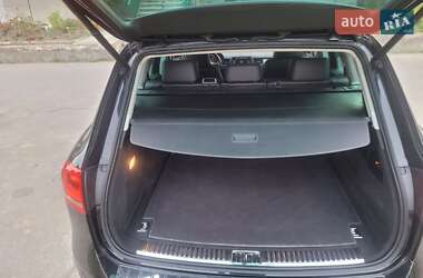 Внедорожник / Кроссовер Volkswagen Touareg 2012 в 