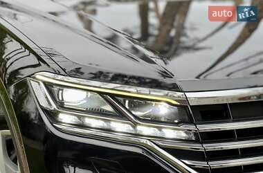 Позашляховик / Кросовер Volkswagen Touareg 2018 в 