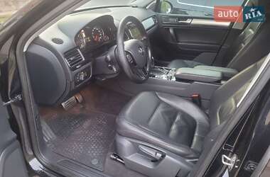 Внедорожник / Кроссовер Volkswagen Touareg 2012 в 