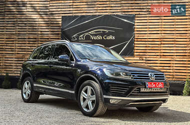 Внедорожник / Кроссовер Volkswagen Touareg 2016 в 