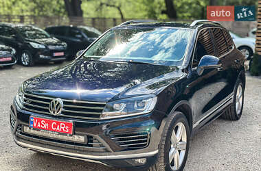 Внедорожник / Кроссовер Volkswagen Touareg 2016 в 