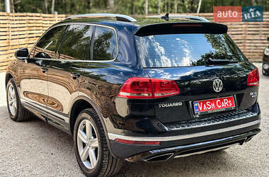 Внедорожник / Кроссовер Volkswagen Touareg 2016 в 