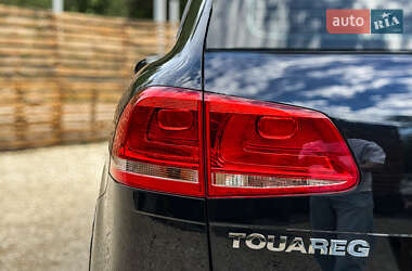 Внедорожник / Кроссовер Volkswagen Touareg 2016 в 
