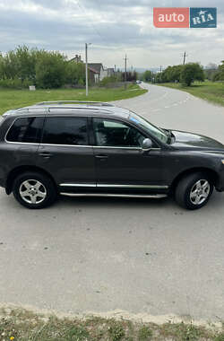 Внедорожник / Кроссовер Volkswagen Touareg 2008 в 