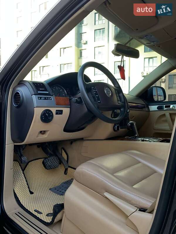 Внедорожник / Кроссовер Volkswagen Touareg 2007 в Ивано-Франковске