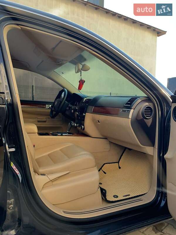 Внедорожник / Кроссовер Volkswagen Touareg 2007 в Ивано-Франковске