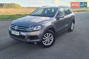 Позашляховик / Кросовер Volkswagen Touareg 2010 в 
