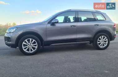 Позашляховик / Кросовер Volkswagen Touareg 2010 в 