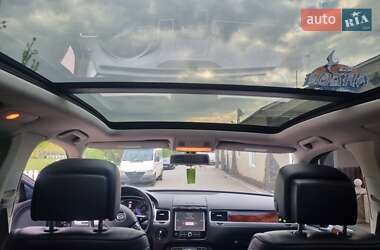 Внедорожник / Кроссовер Volkswagen Touareg 2012 в 