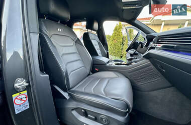 Позашляховик / Кросовер Volkswagen Touareg 2020 в 