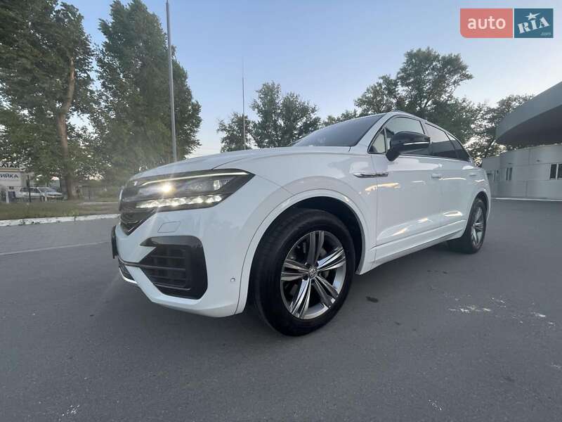 Позашляховик / Кросовер Volkswagen Touareg 2018 в Кременчуці