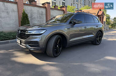 Внедорожник / Кроссовер Volkswagen Touareg 2022 в 