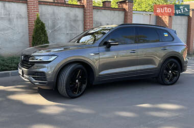 Внедорожник / Кроссовер Volkswagen Touareg 2022 в 