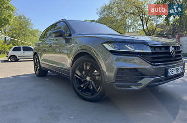 Внедорожник / Кроссовер Volkswagen Touareg 2022 в 