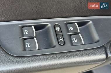 Внедорожник / Кроссовер Volkswagen Touareg 2014 в 