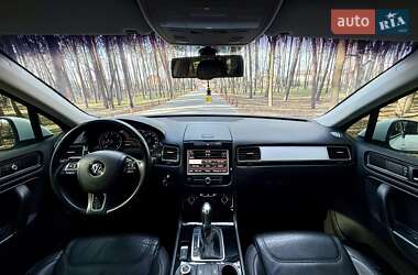Внедорожник / Кроссовер Volkswagen Touareg 2014 в 