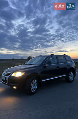 Позашляховик / Кросовер Volkswagen Touareg 2008 в 